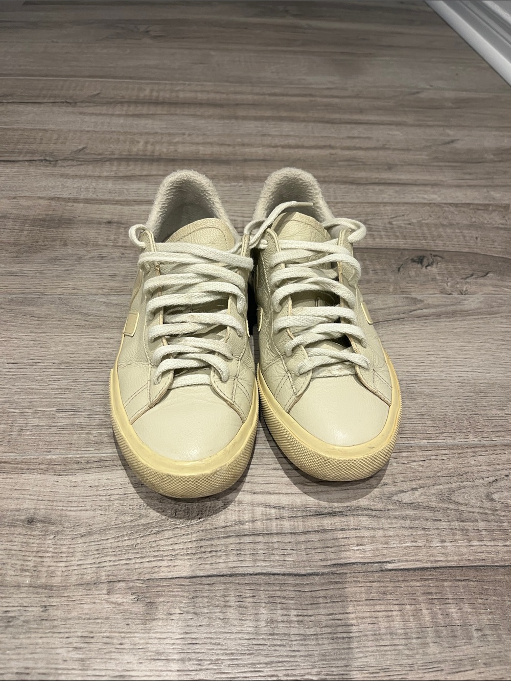 Veja Cream and Yellow Low-Top Sneakers
